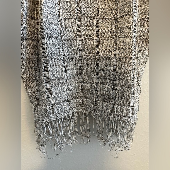 🌟 MNG Flavita Fringe Detailed Crop Top threaded and knitted gray tank size XXL - Picture 4 of 7